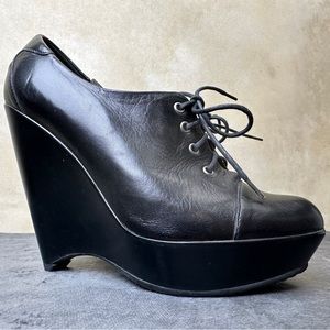Designer booties. davos gomma tapeet vicini 36